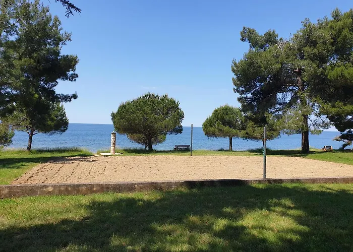 פארק נופש Family Pineta Novigrad Istria